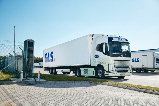 Progressive electrification of heavy goods transportation